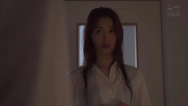 phim sex anime bách hợp Cơn bão lớn, cô giáo bị kẹt lại lớp với cậu học trò